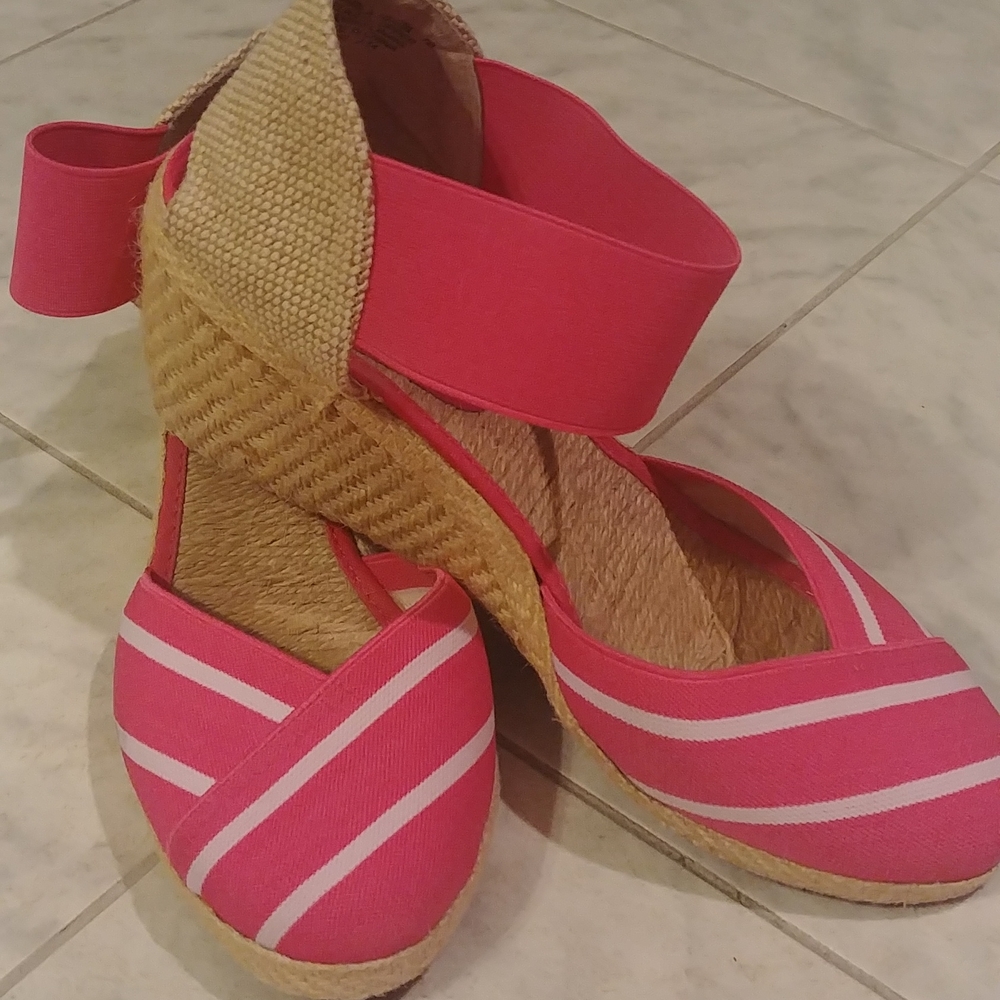 RL pink sandals